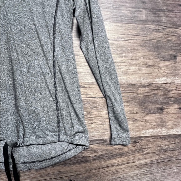 Under Armour Gray Long Sleeve Relaxed Hoodie - Picture 4 of 6
